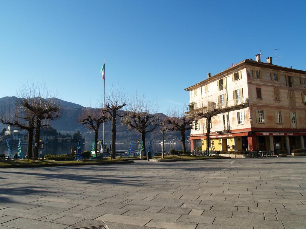 -Ortaflats- Appartamenti Imbarcadero & Palazzotto Orta San Giulio Quarto foto